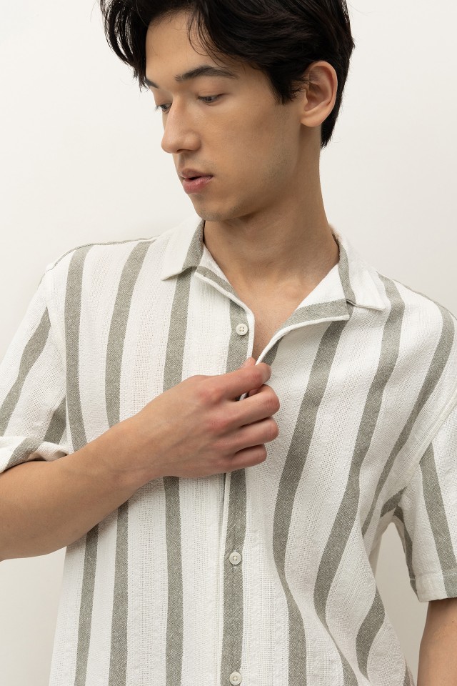 Camisa Relajada Texturizada a Rayas