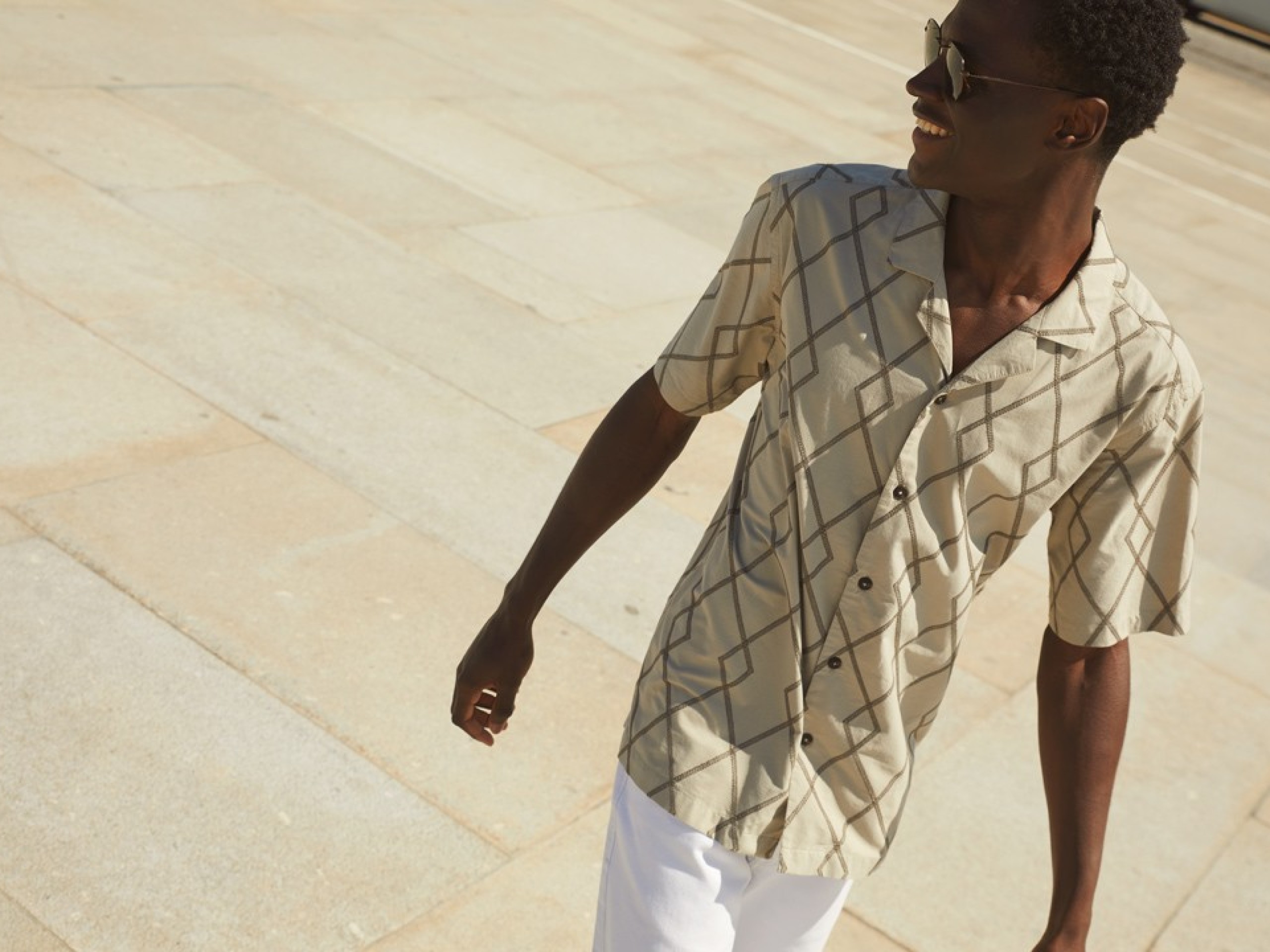 Camisa Relaxada Bordada