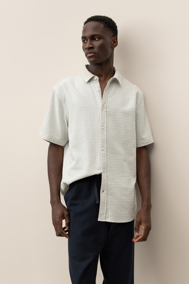 Relaxed Shirt with Zigzag Embroidery