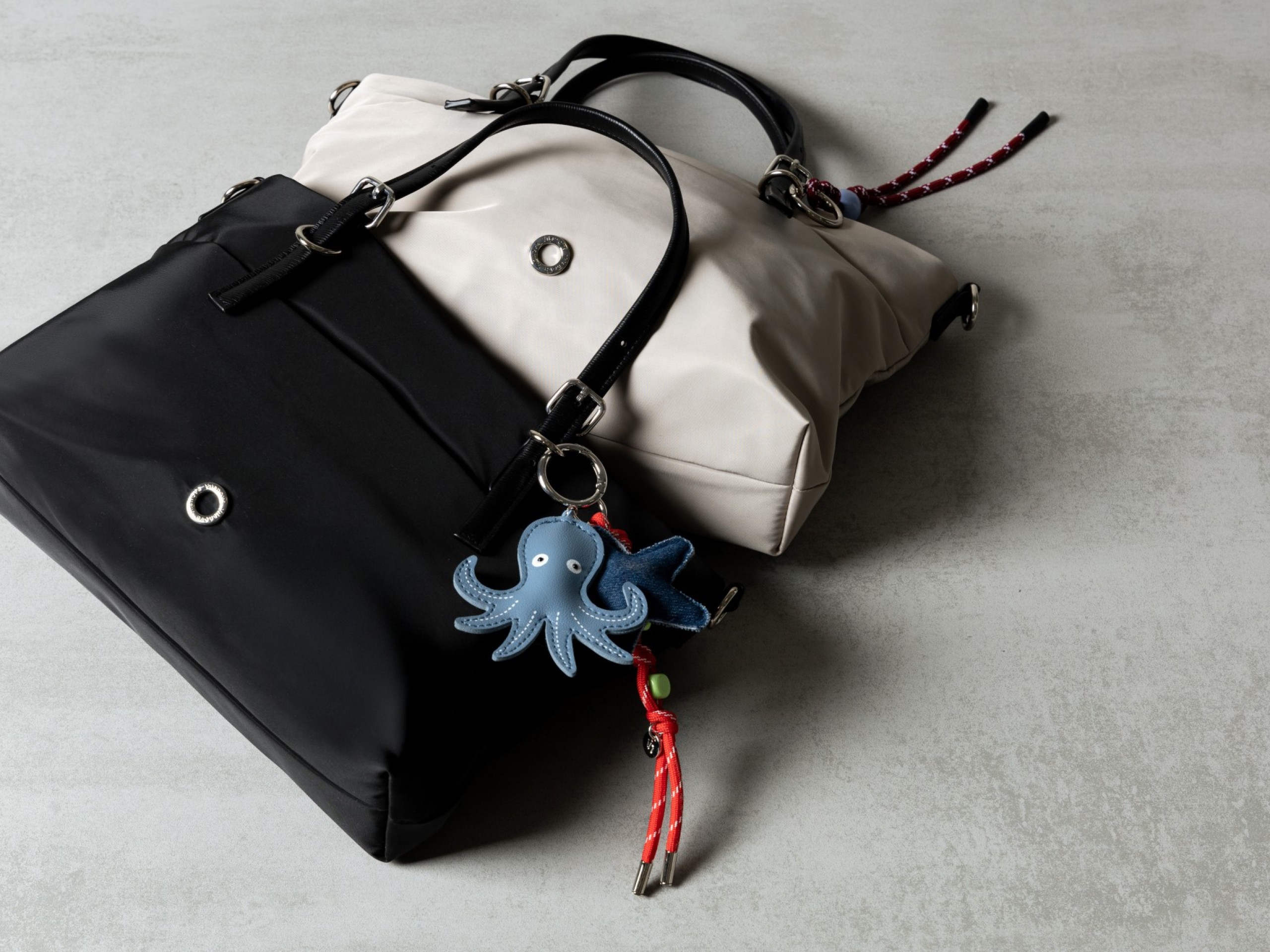 Bolso City de Nailon con Llavero