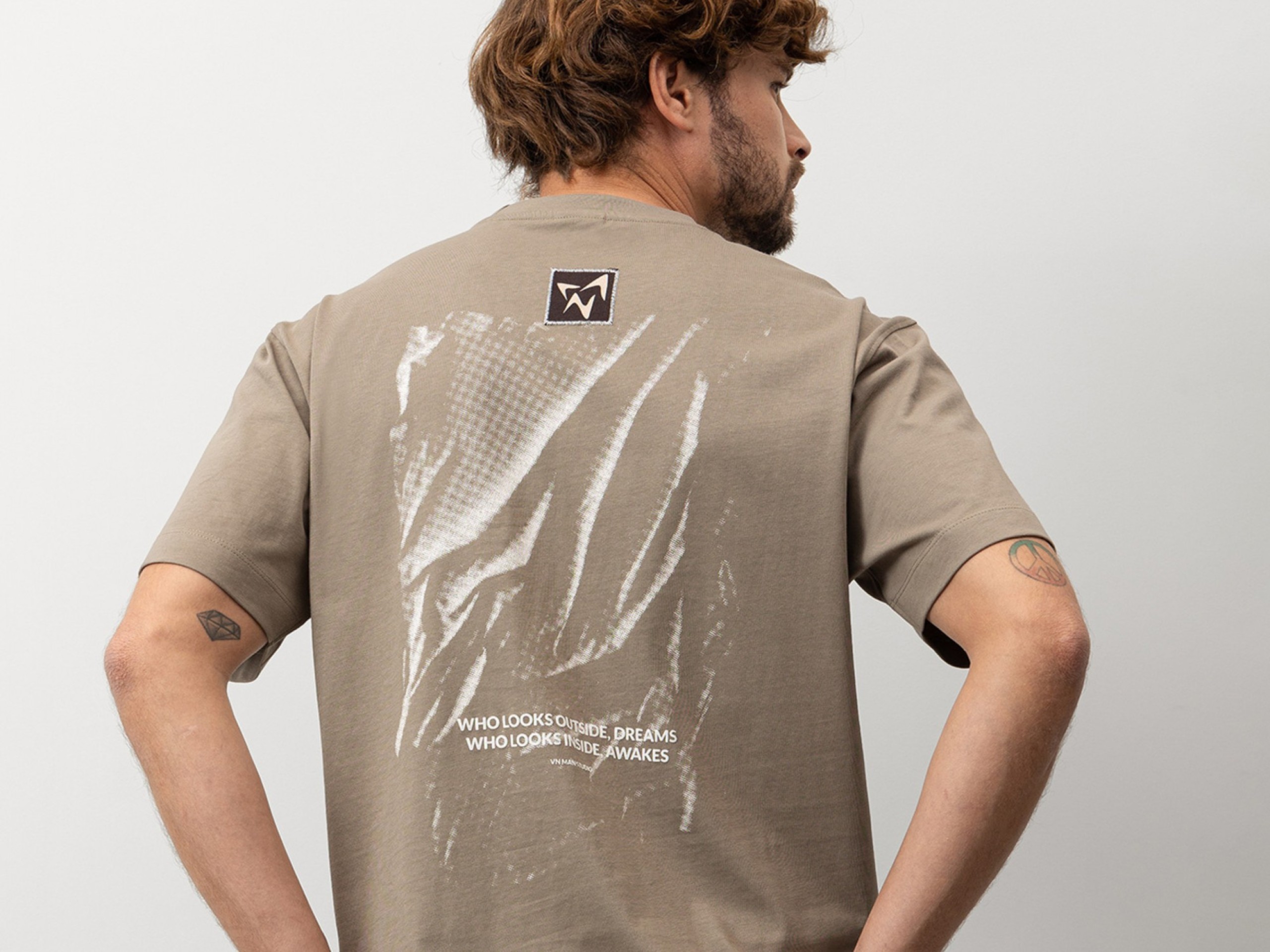 T-shirt Relaxed Castanha